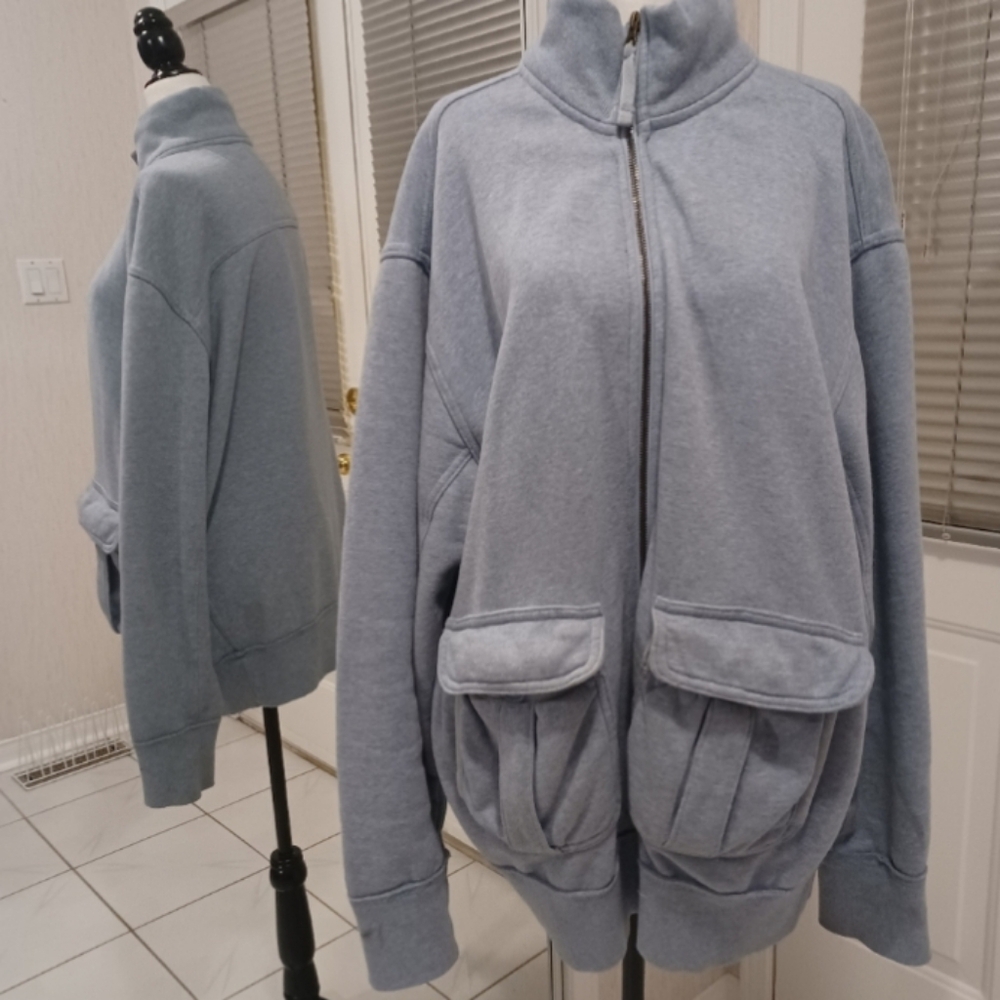 4/$80 Blue Jacket - Size Large